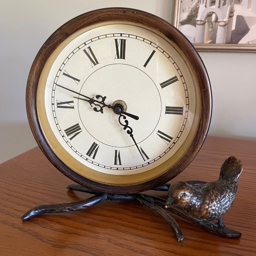 Cute Bird-Themed Decorative Desk Clock